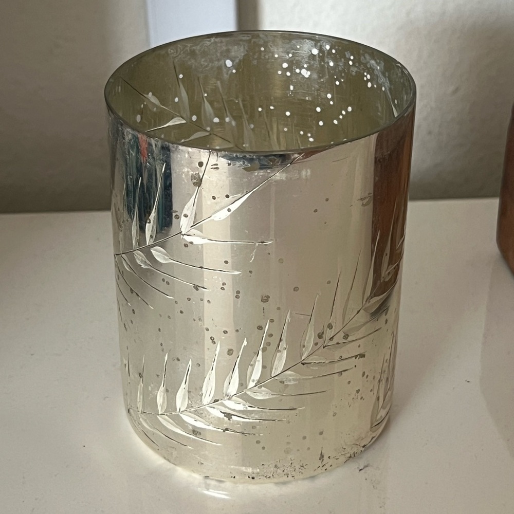 Silver Leaf Patterned Mercury Glass Style Vase/Candle Holder